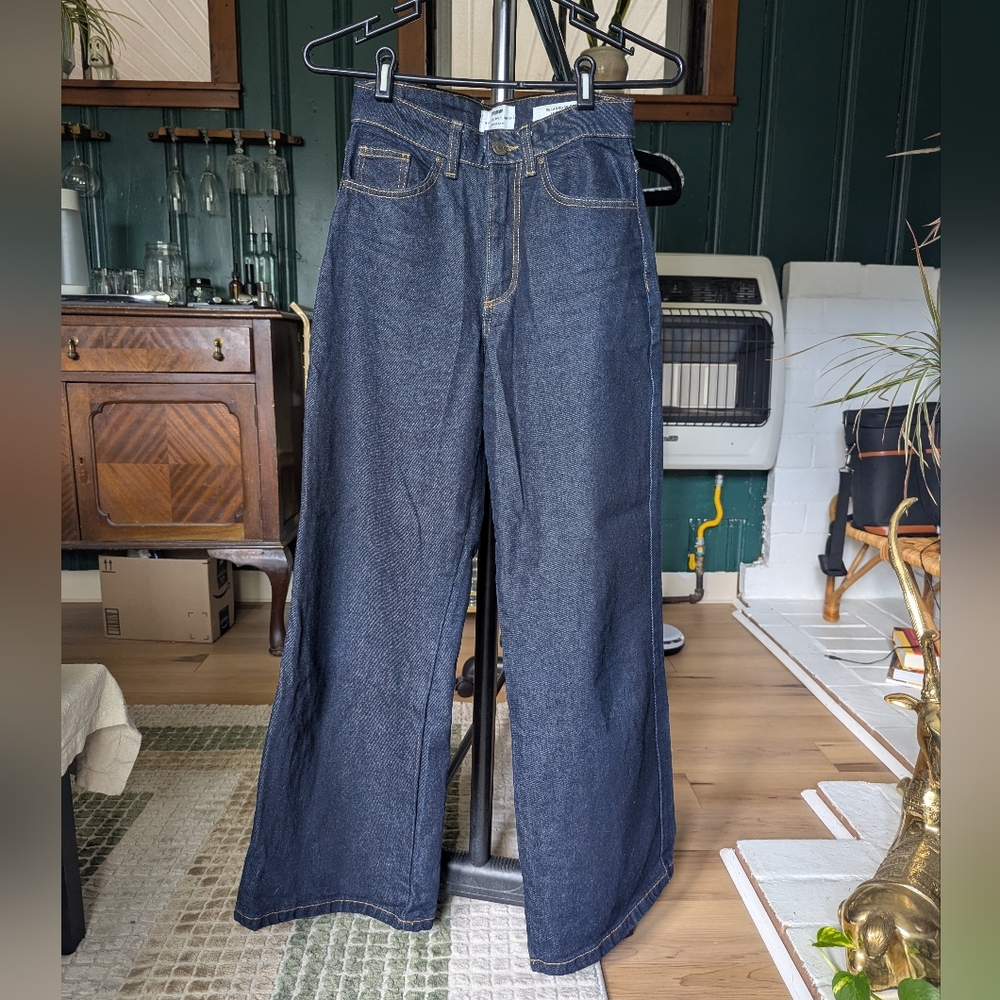 Cotton On Relaxed Wide Leg Jean - Dark Wash - Size 2